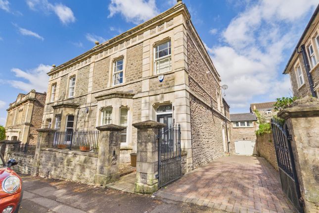4 bed property, in Seavale Road, £895,000