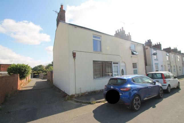 2 bed property, in 1 Bridge Street, £65,000