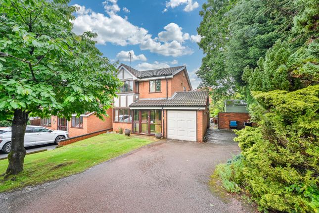 4 bed property, in Weston Close, £349,950