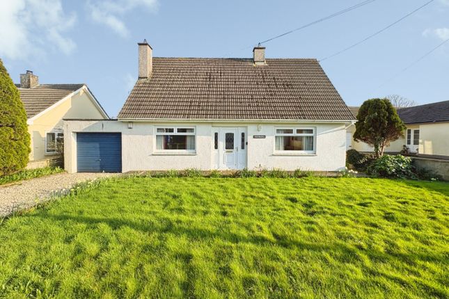 3 bed property, in Leedstown, £375,000