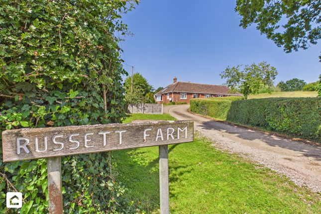 4 bed property, in Woodchurch, £895,000