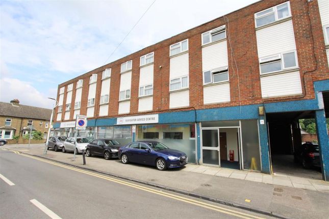 5 bed property, in Albert Road, £400,000