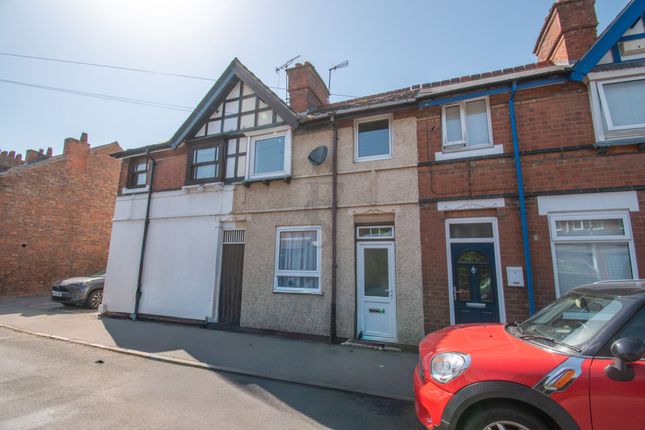 2 bed property, in Portland Street, £240,000