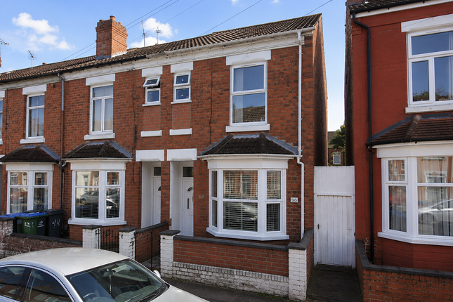 5 bed property, in Richmond Street, £260,000