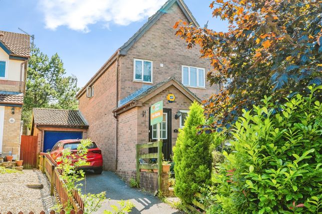 3 bed property, in Badgers Brook, £175,000