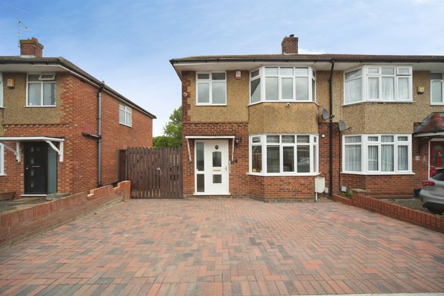 3 bed property, in St. Thomas's Road, £400,000