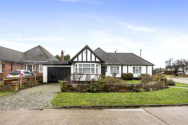 3 bed property, in Shaldon Way, £995,000