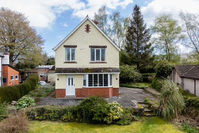 3 bed property, in Hillersland, £450,000
