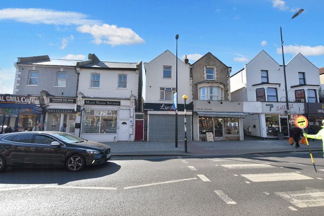 1 bed property, in Brockley Rise, £150,000