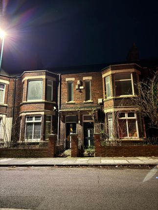 10 bed property, in Bolckow Road, £159,999