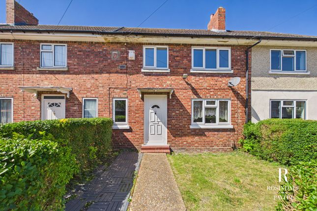 3 bed property, in Darcy Avenue, £475,000