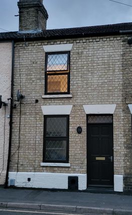 1 bed property, in Palmerston Road, £120,000
