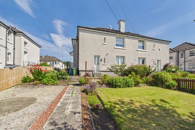 2 bed property, in Westwood Road, £95,000