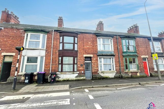 3 bed property, in Bridge End Road, £100,000