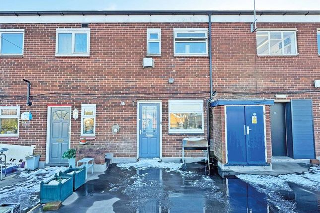 2 bed property, in 75A High Street, £7,000
