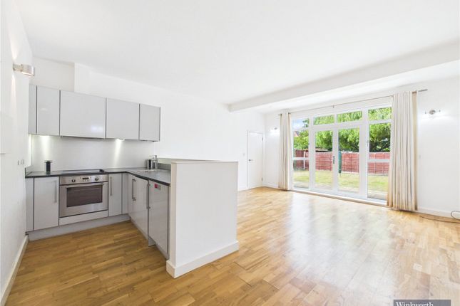 1 bed property, in Hindes Road, £300,000