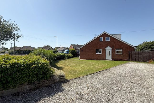 3 bed property, in Westlands Way, £230,000