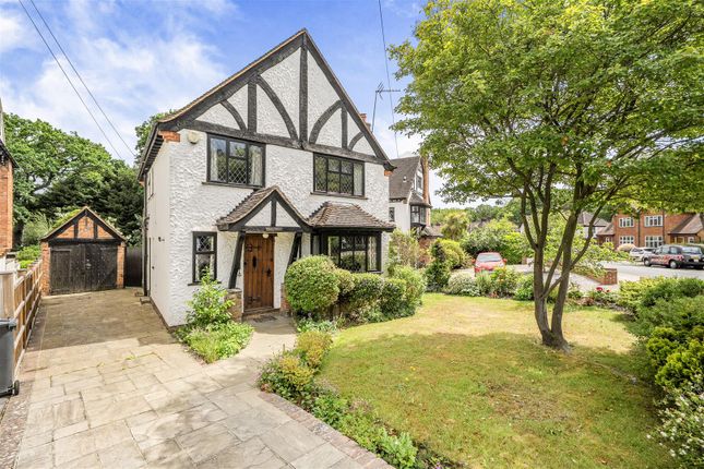 3 bed property, in Great Thrift, £995,000