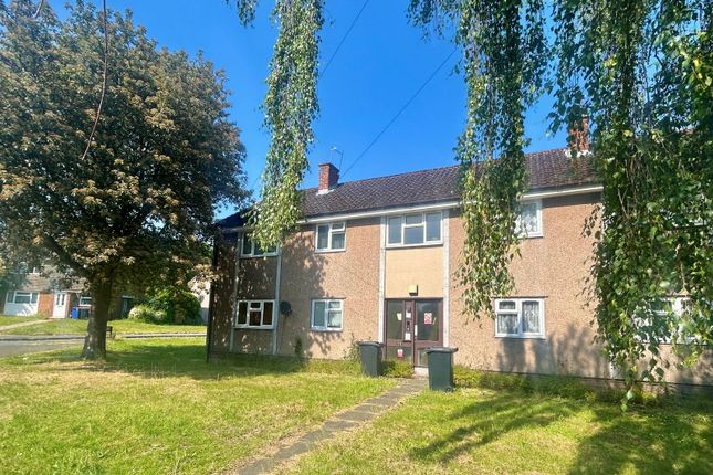 1 bed property, in Bridge Street, £85,000