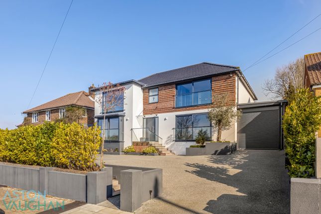 6 bed property, in Meadow Close, £2,000,000