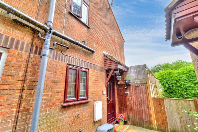 1 bed property, in Johnson Road, £250,000