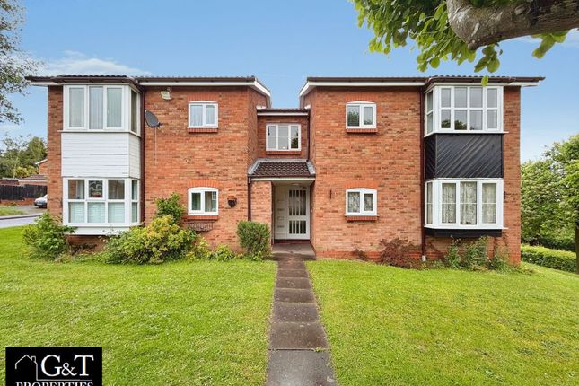 1 bed property, in Ragees Road, £92,250