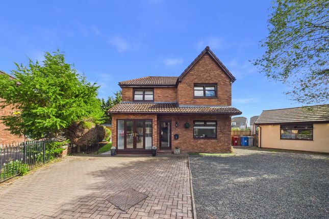 4 bed property, in Dave Barrie Avenue, £290,000
