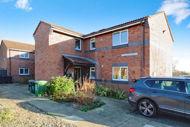 1 bed property, in Derwent Court, £145,000