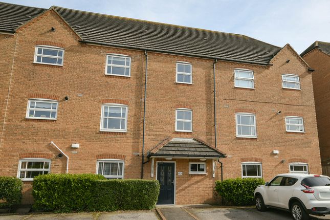 2 bed property, in Beechbrooke, £77,000