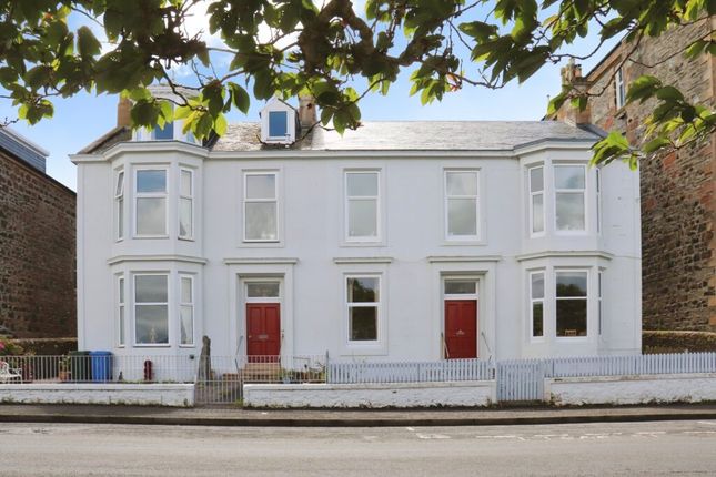 2 bed property, in 12 Mountstuart Road, £165,000