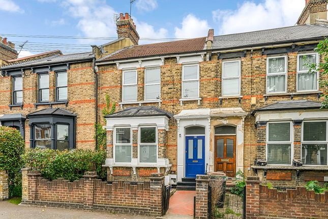 2 bed property, in Fraser Road, £550,000