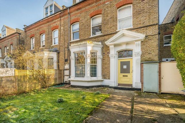 1 bed property, in 56 Brondesbury Road, £375,000