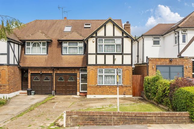 5 bed property, in Rodney Gardens, £1,200,000