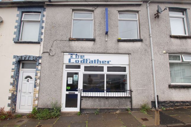 1 bed property, in Jones Street, £175,000