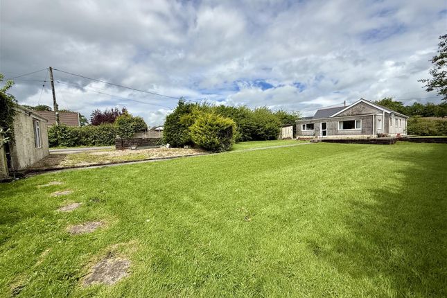 3 bed property, in Black Lion Road, £299,950