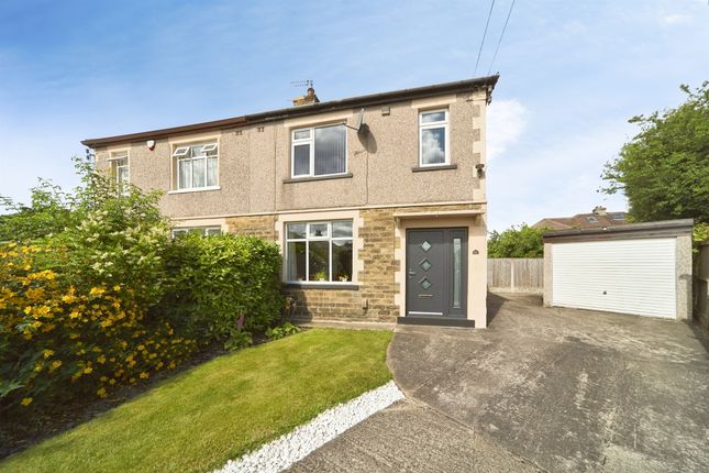 3 bed property, in Pullan Grove, £265,000