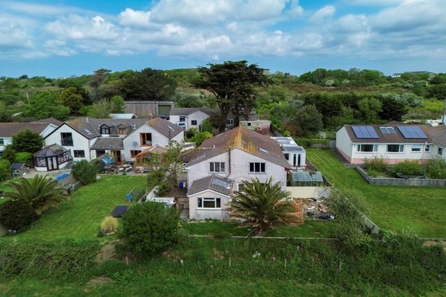 6 bed property, in Suhaili, £230,000