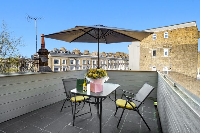 2 bed property, in Earls Court Road, £715,000
