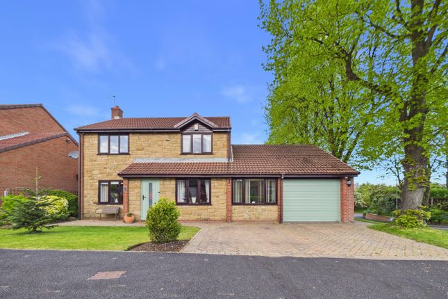 4 bed property, in Limetrees, £375,000
