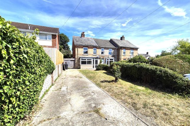 3 bed property, in Dunford Road, £265,000