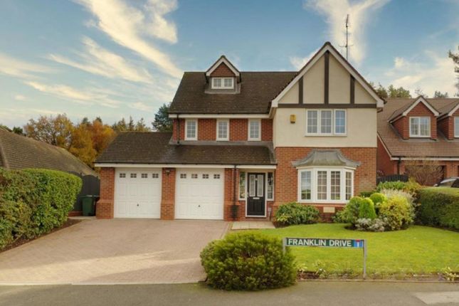 5 bed property, in Franklin Drive, £450,000