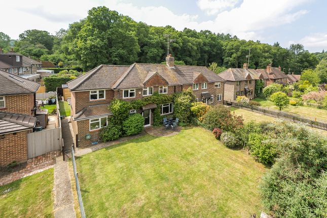 3 bed property, in Hascombe, £550,000