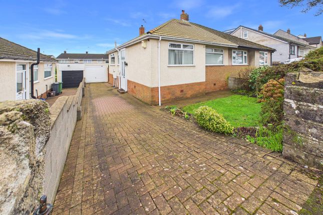 2 bed property, in Heol Uchaf, £325,000