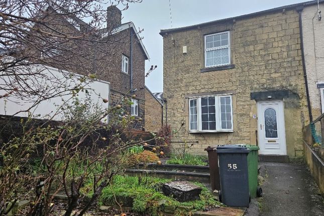 2 bed property, in Occupation Lane, £120,000