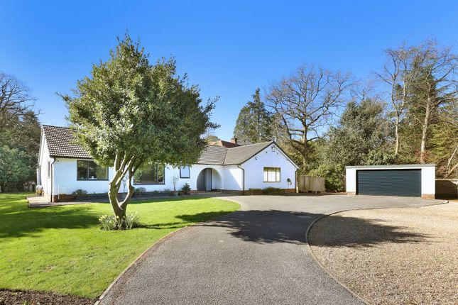 5 bed property, in Templewood Lane, £1,395,000
