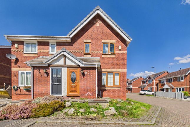3 bed property, in The Leys, £160,000