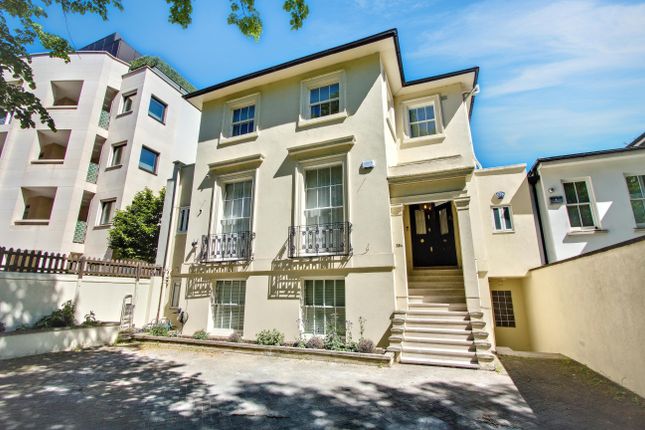 3 bed property, in Wellington Road, £2,650,000