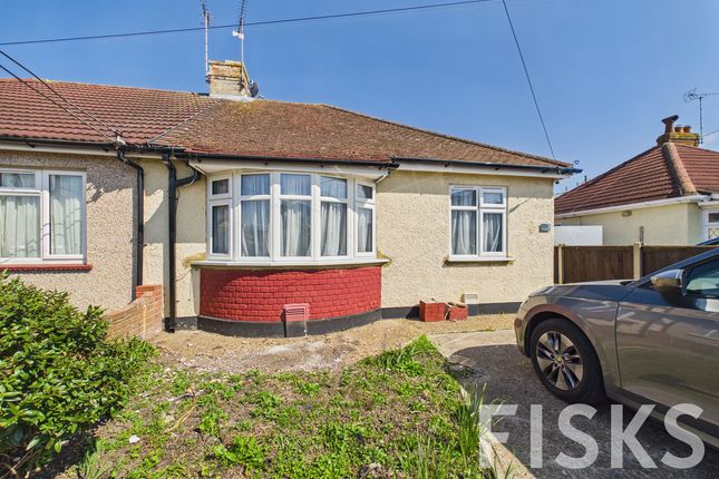2 bed property, in Juliers Road, £250,000