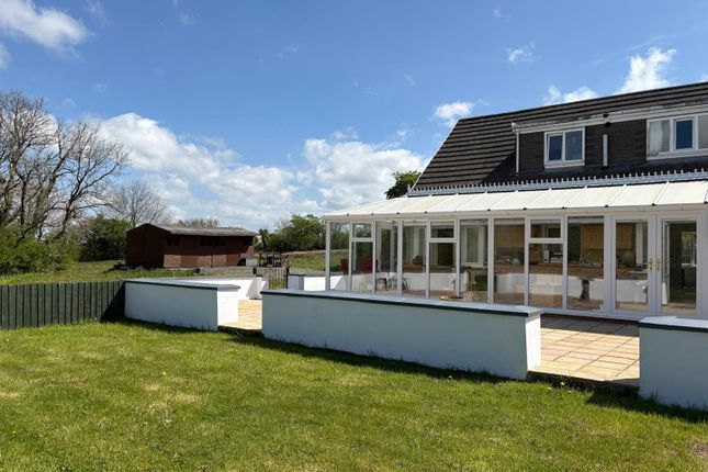 6 bed property, in Maenclochog, £599,950