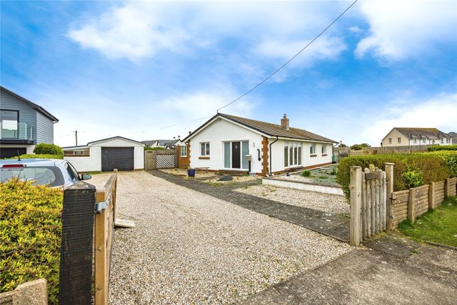 4 bed property, in Ynyslas, £450,000